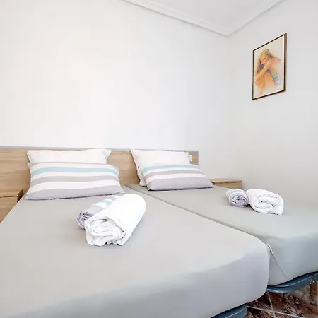 Holiday Goleta Mariblanca Apartamento *